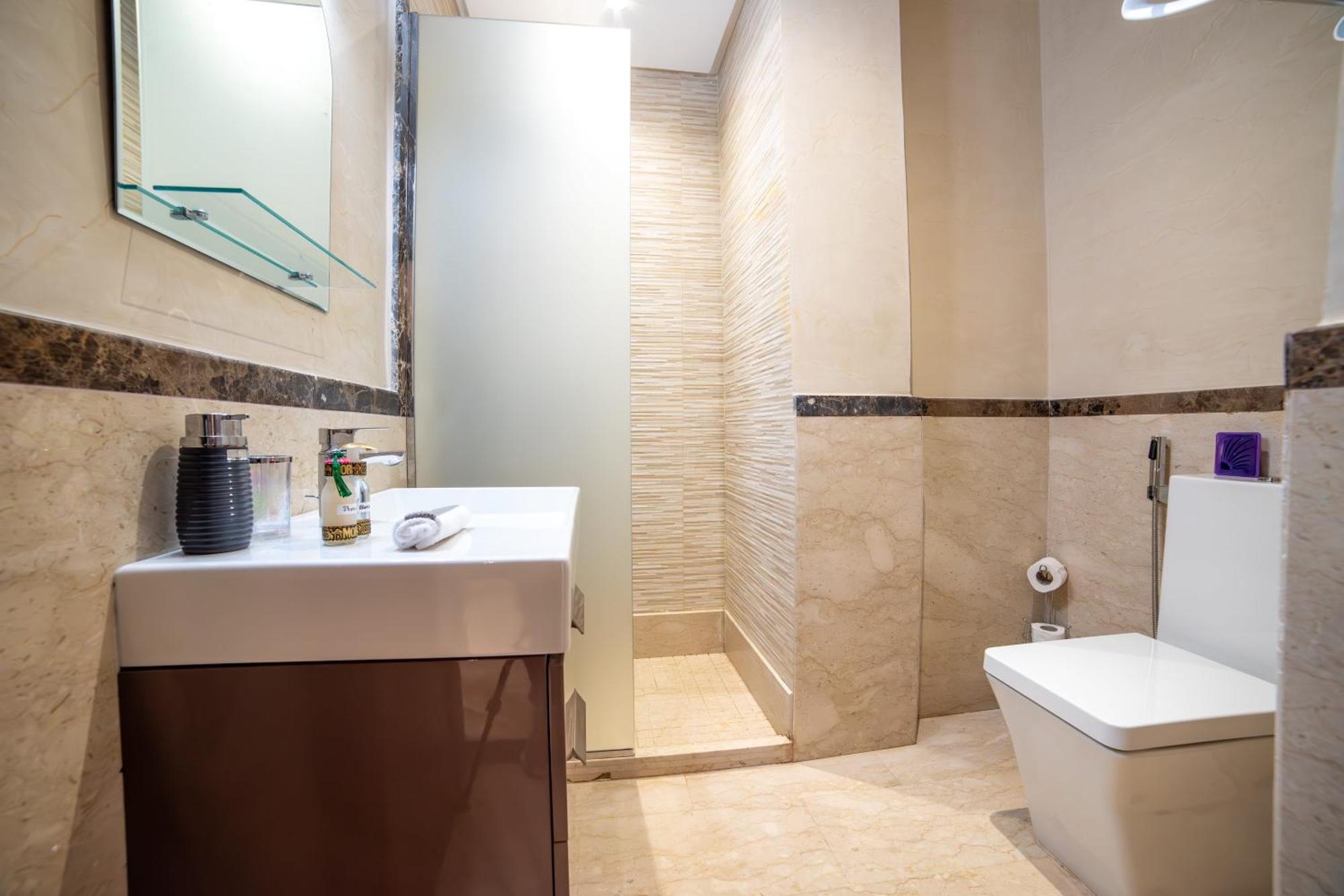 Luxury Seafront Apartment 101Sqm With Wi-Fi And Parking Agadir Exterior photo